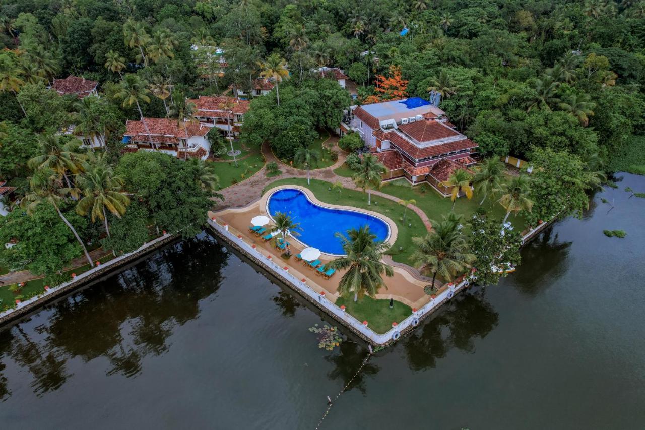 The World Backwaters, Alleppey Kumarakom Dış mekan fotoğraf